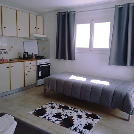 Andros Lighthouse Apartments Mesaria  Zewnętrze zdjęcie